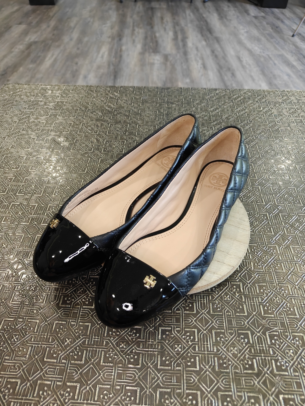 Tory Burch Leila Quilted Leather Loafer Flats Black  Size 8.5 Excellent Condi - Picture 9 of 12